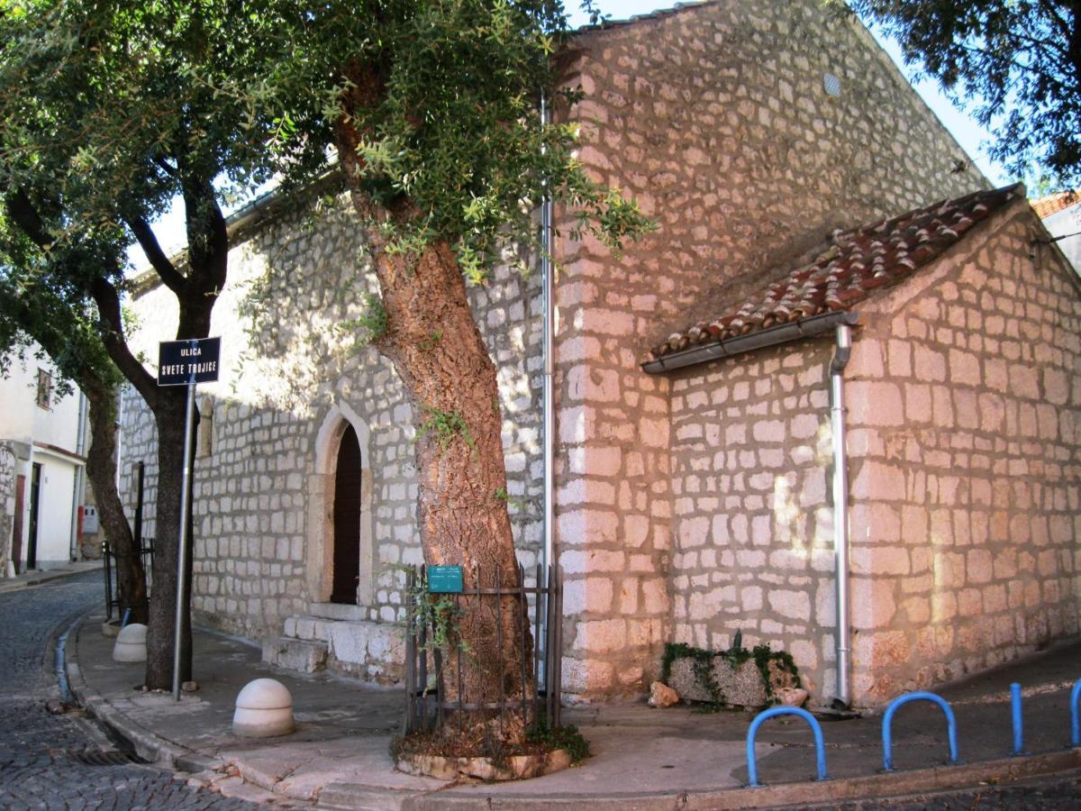 Studio Apartments Holy Trinity نوفي فينودولسكي المظهر الخارجي الصورة